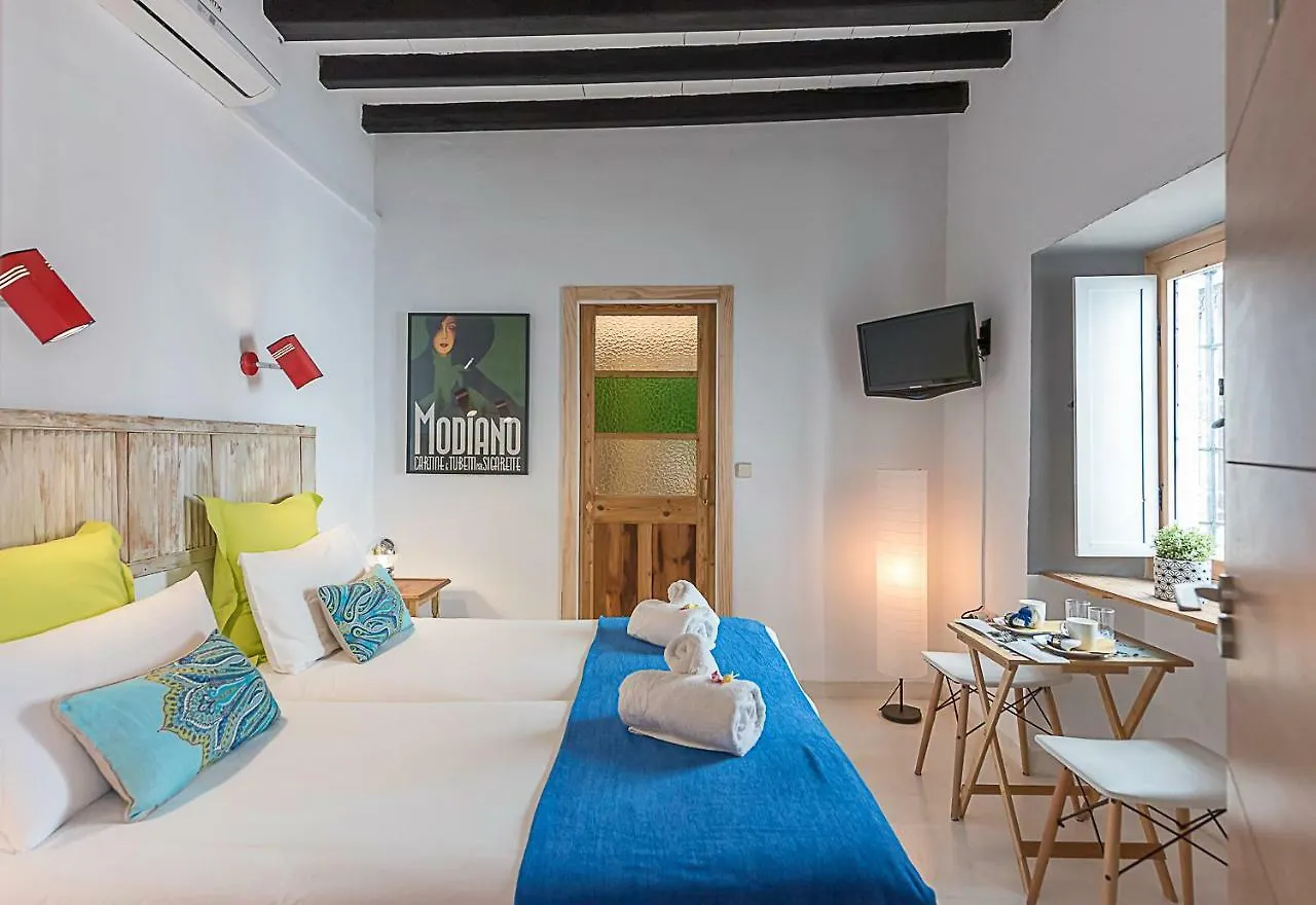 מארבלה Tribeca B&B Boutique 0*,